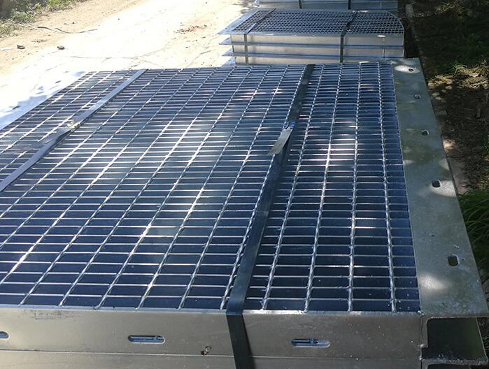 風(fēng)電塔用鋼格板